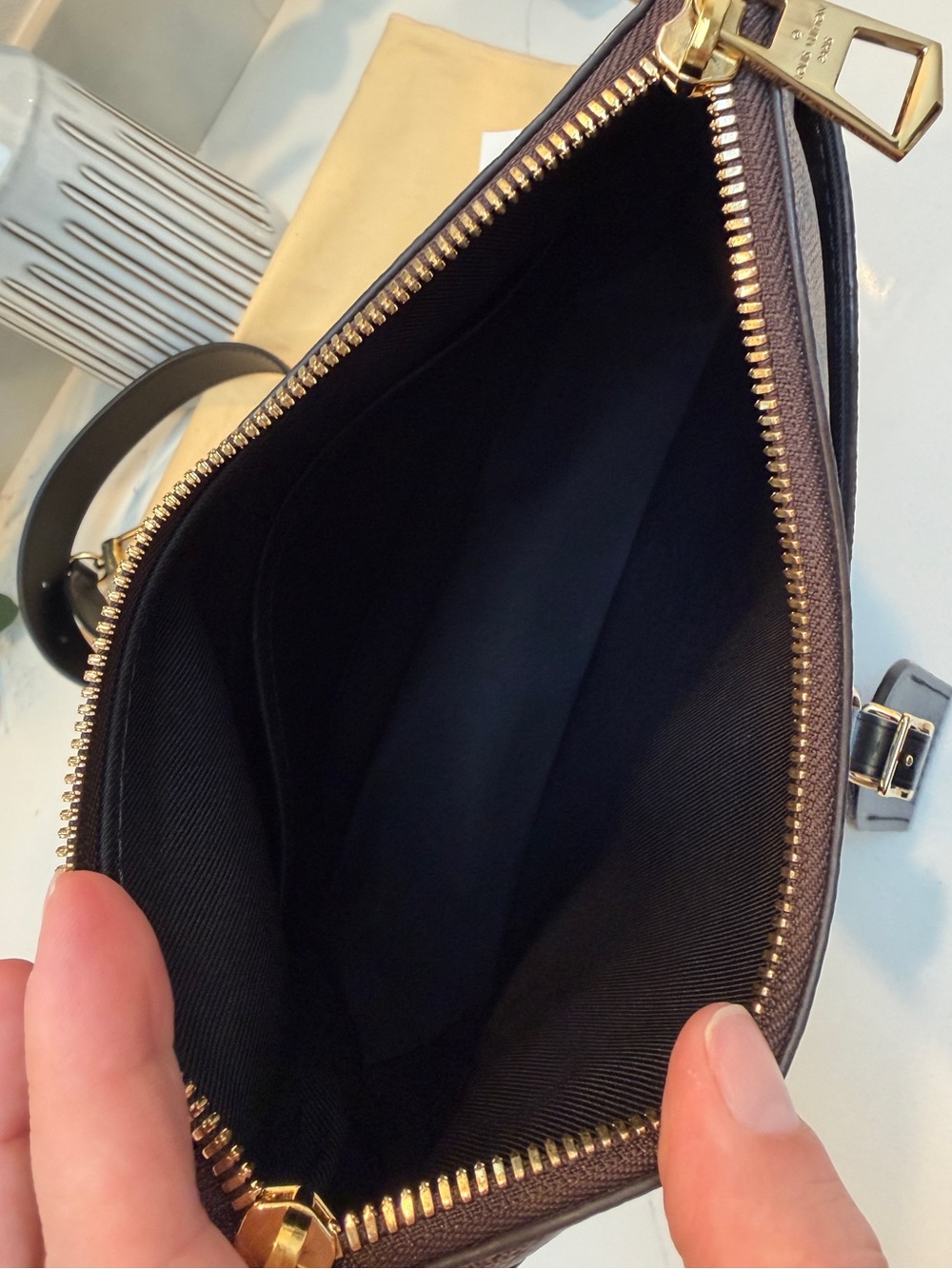 Lous Vuitton Odeon PM in Damier Ebene with Black Trim - Picture 10 of 16